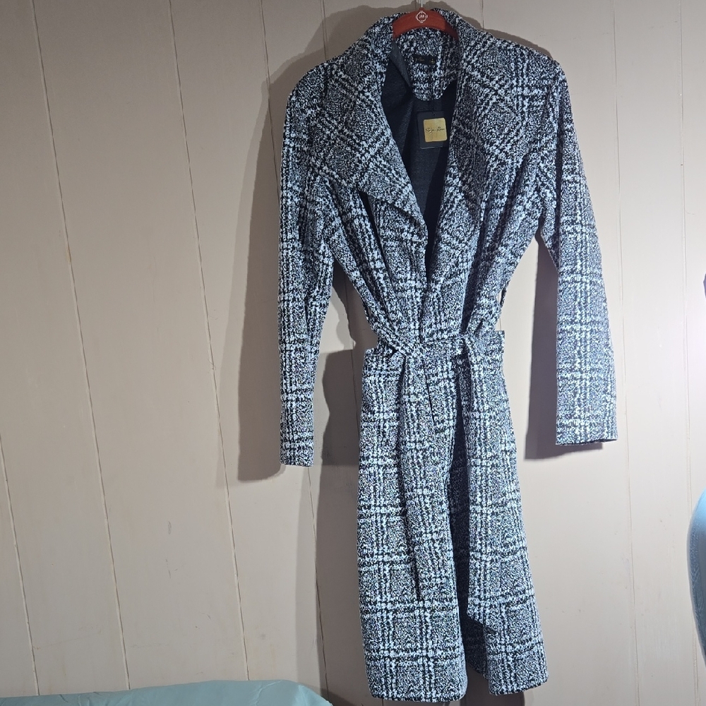 Sugar Rain Black and White Tie Belt Coat Women's Size Small NWT